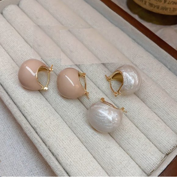 🍏50% OFF/3+...Round Ball Enamel Stud Earrings (Beige Color) - Picture 9 of 10